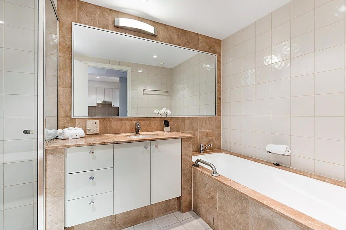 Apartamento Quay West In Southbank With Pool And Gym