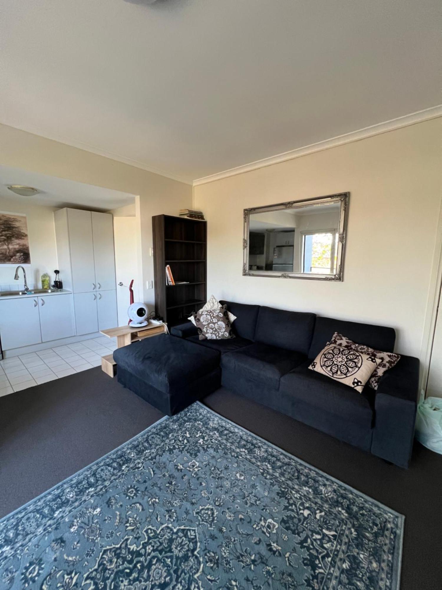 Cozy Apartment- Tranquil Haven In St Kilda's Heart Apartamento