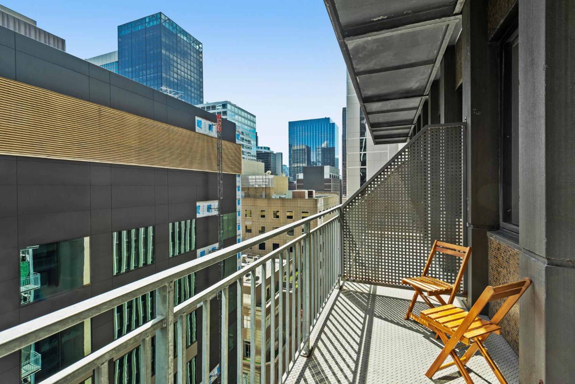 Cozy 1-bed In The Heart Of * Melbourne