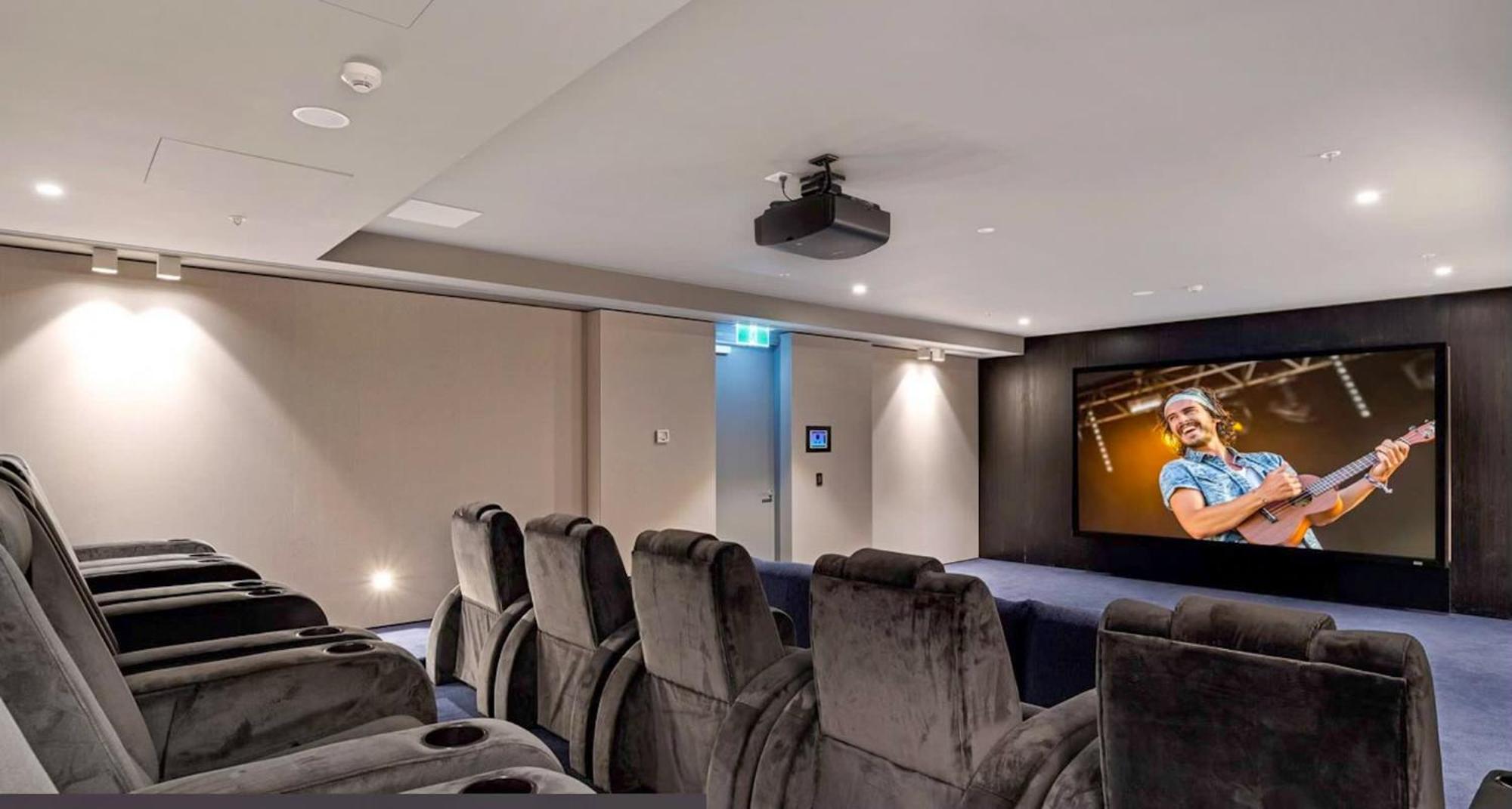 Apartamento Spectacular 3-bedroom Penthouse With Private Lift On St Kilda Rd Melbourne