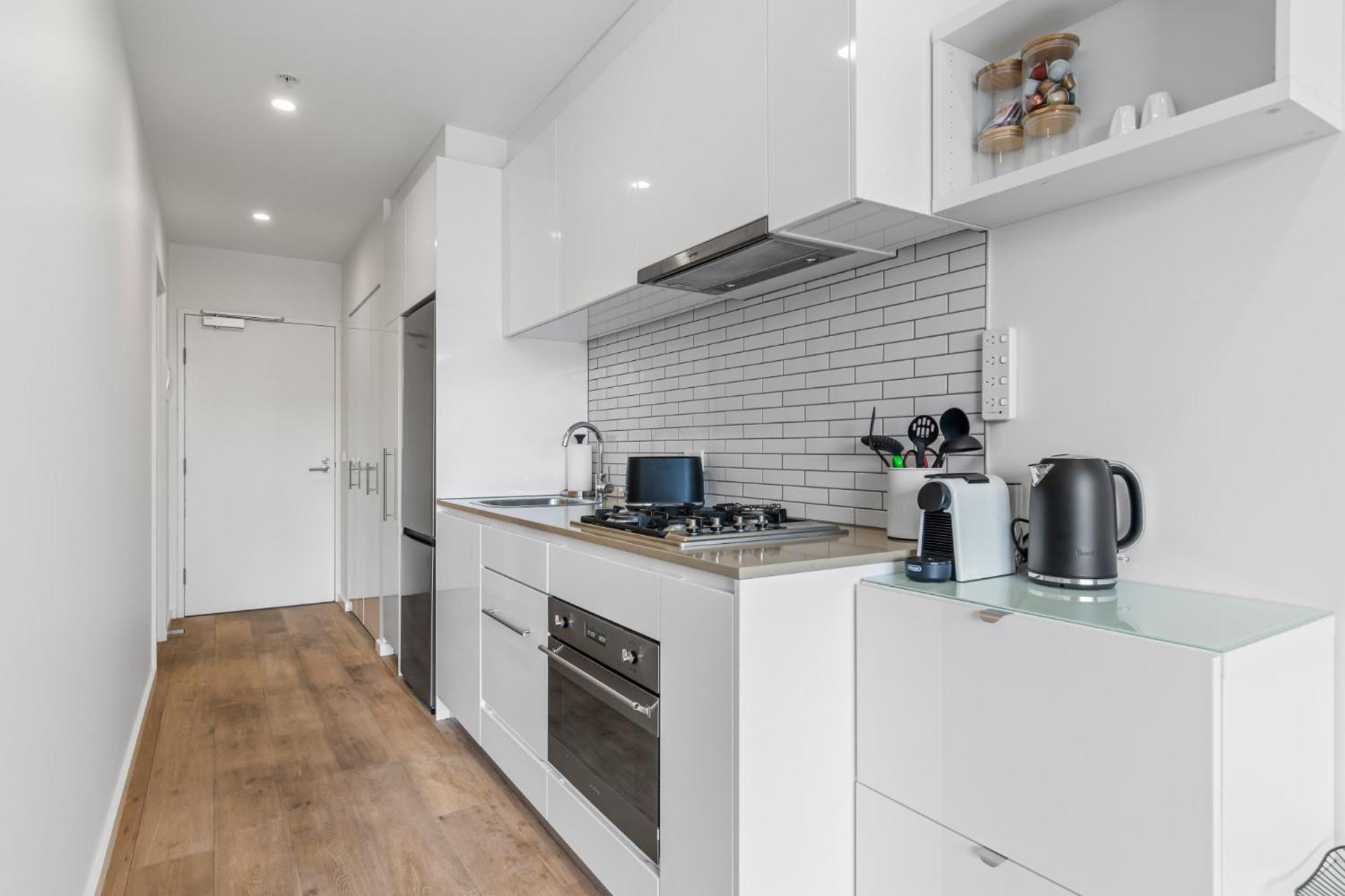 Great Richmond 1-bed Conveniently Located By Shops Apartment