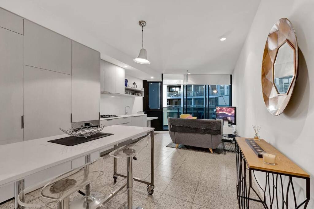 Apartment See! Claremont Convenience Melbourne