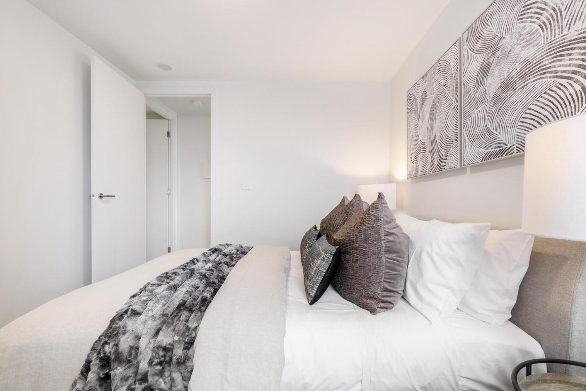 Apartment Suave In Trendy Prahransteps To Greville St Melbourne