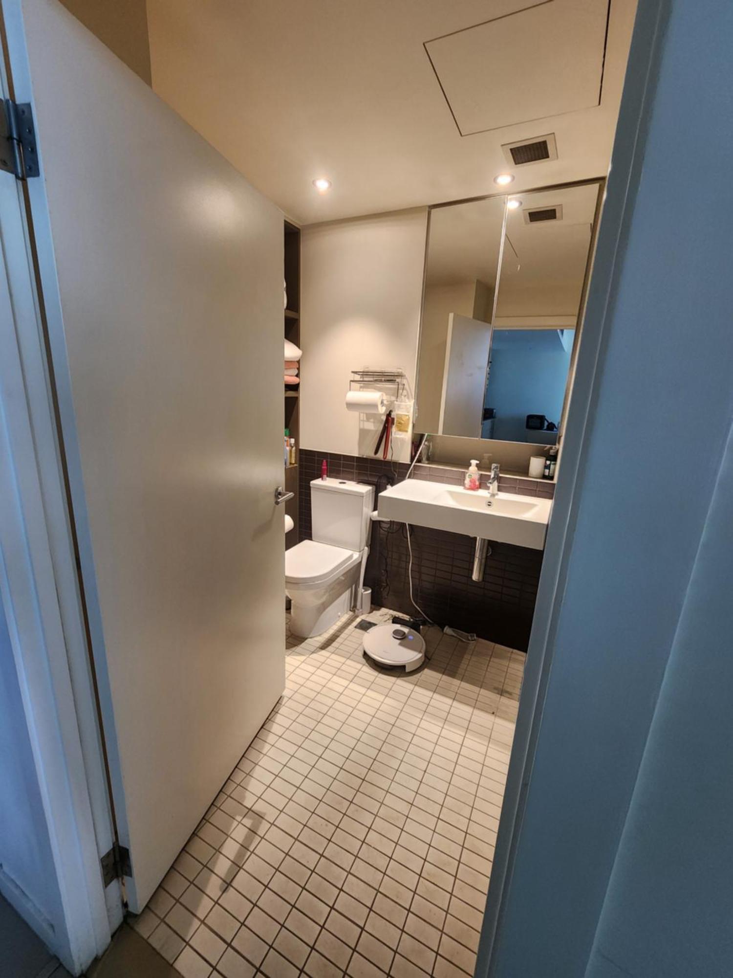 One Bedroom In Docklands