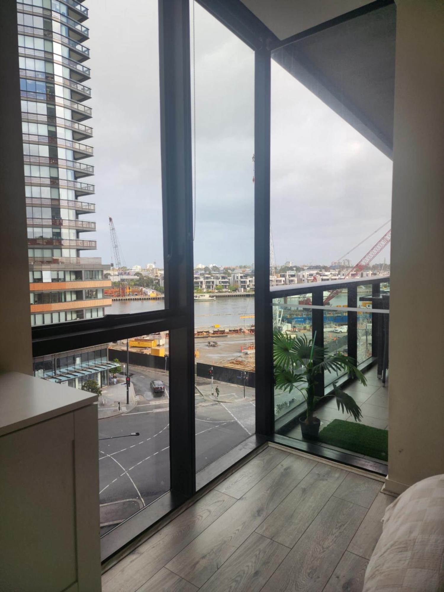 One Bedroom In Docklands *