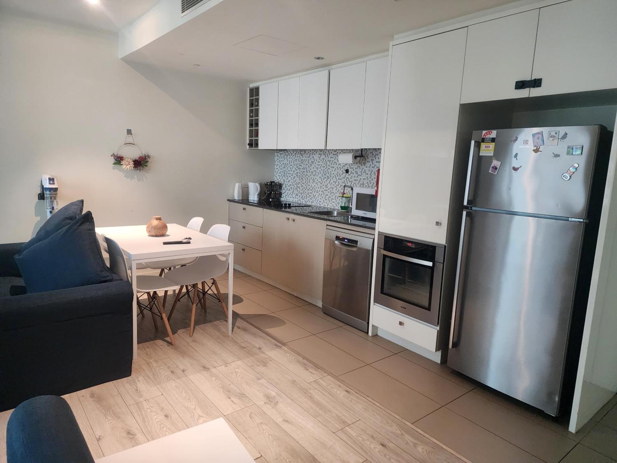 One Bedroom In Docklands Apartment Melbourne