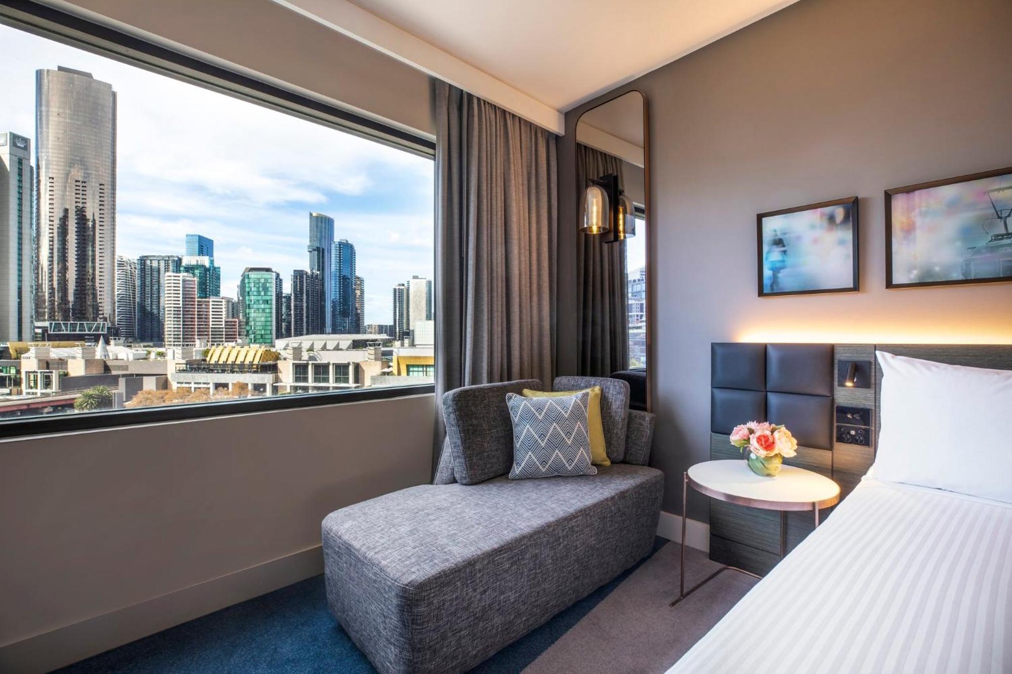 Crowne Plaza By Ihg 4*