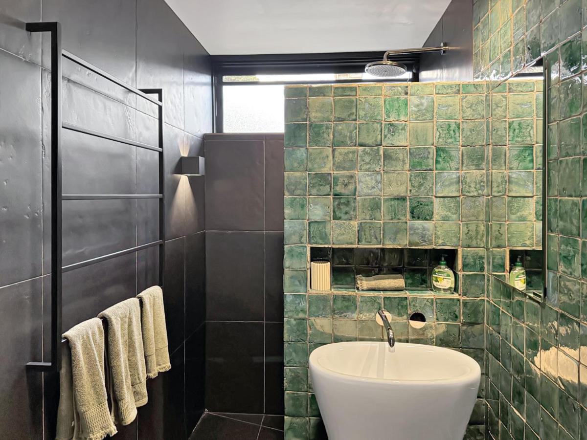 Garden Oasis In The Heart Of Fitzroy * Melbourne