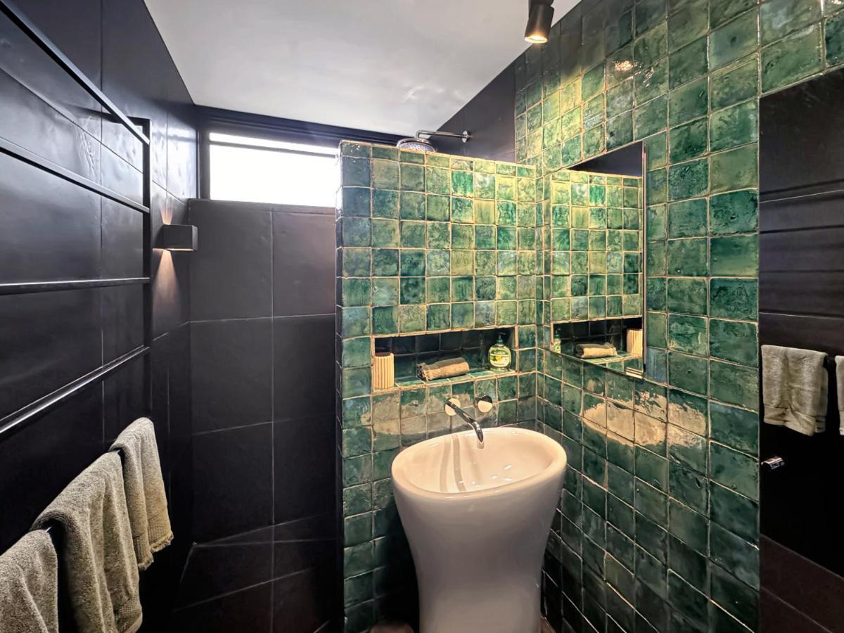 Apartment Garden Oasis In The Heart Of Fitzroy