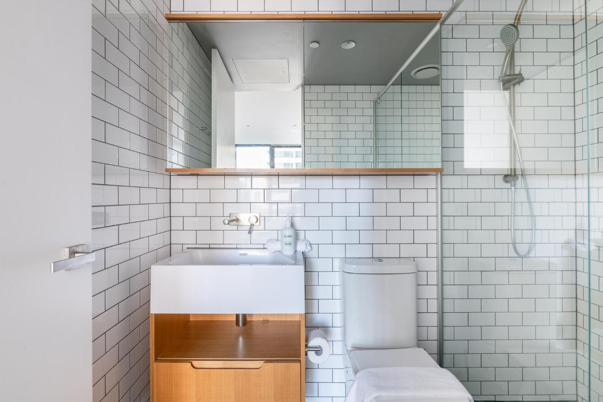 Mega Style Light House Apartment Melbourne