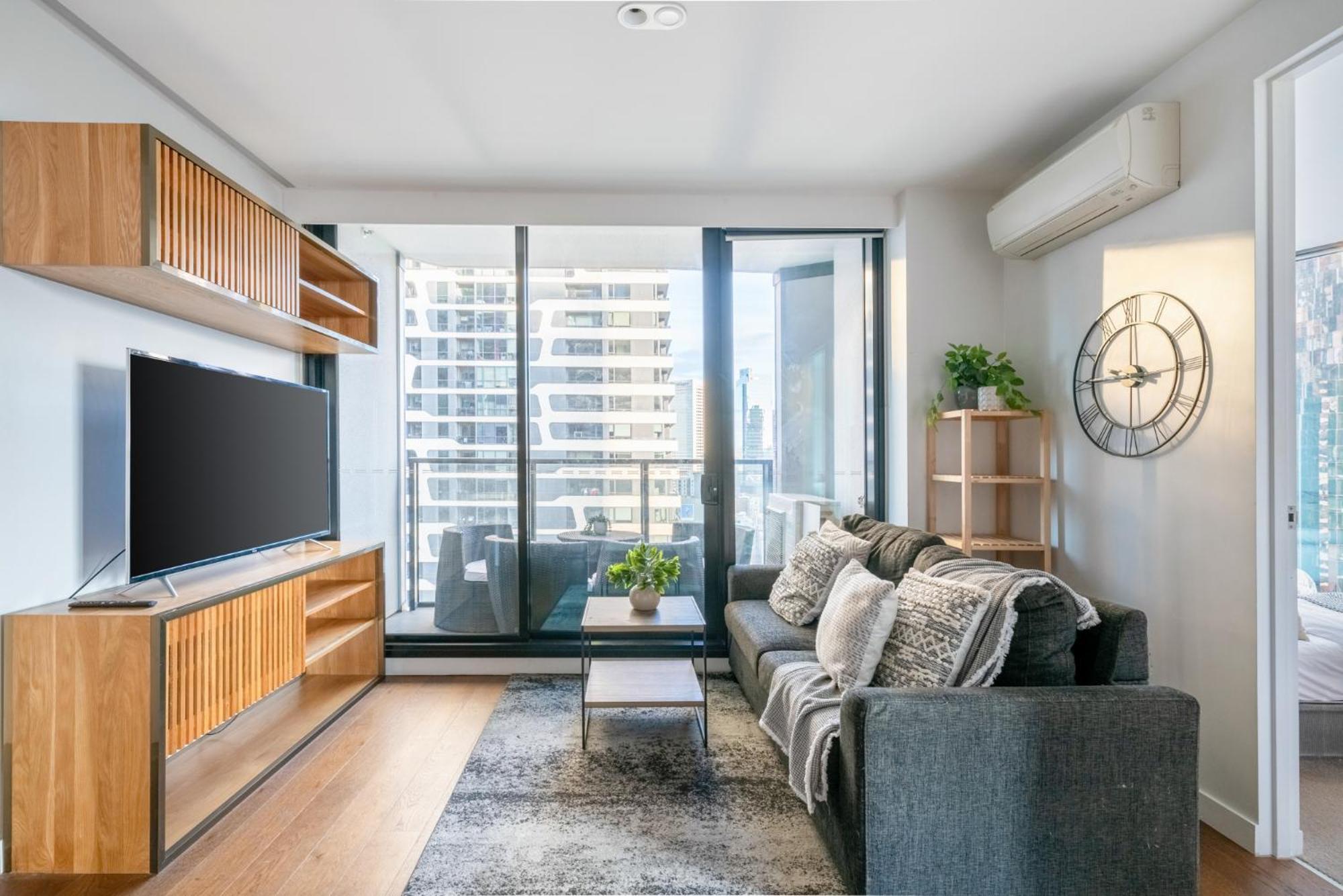 Mega Style Light House Apartment Melbourne
