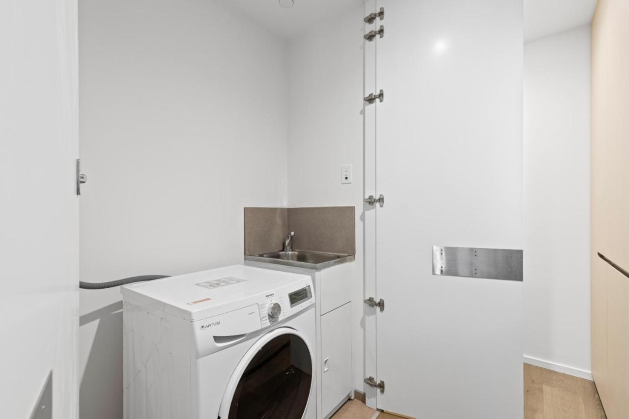 Apartment Level 35 Australia 108 Luxury Building - Sleeps 4 *