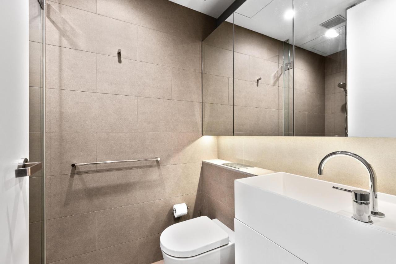 Apartment Level 35 Australia 108 Luxury Building - Sleeps 4 *