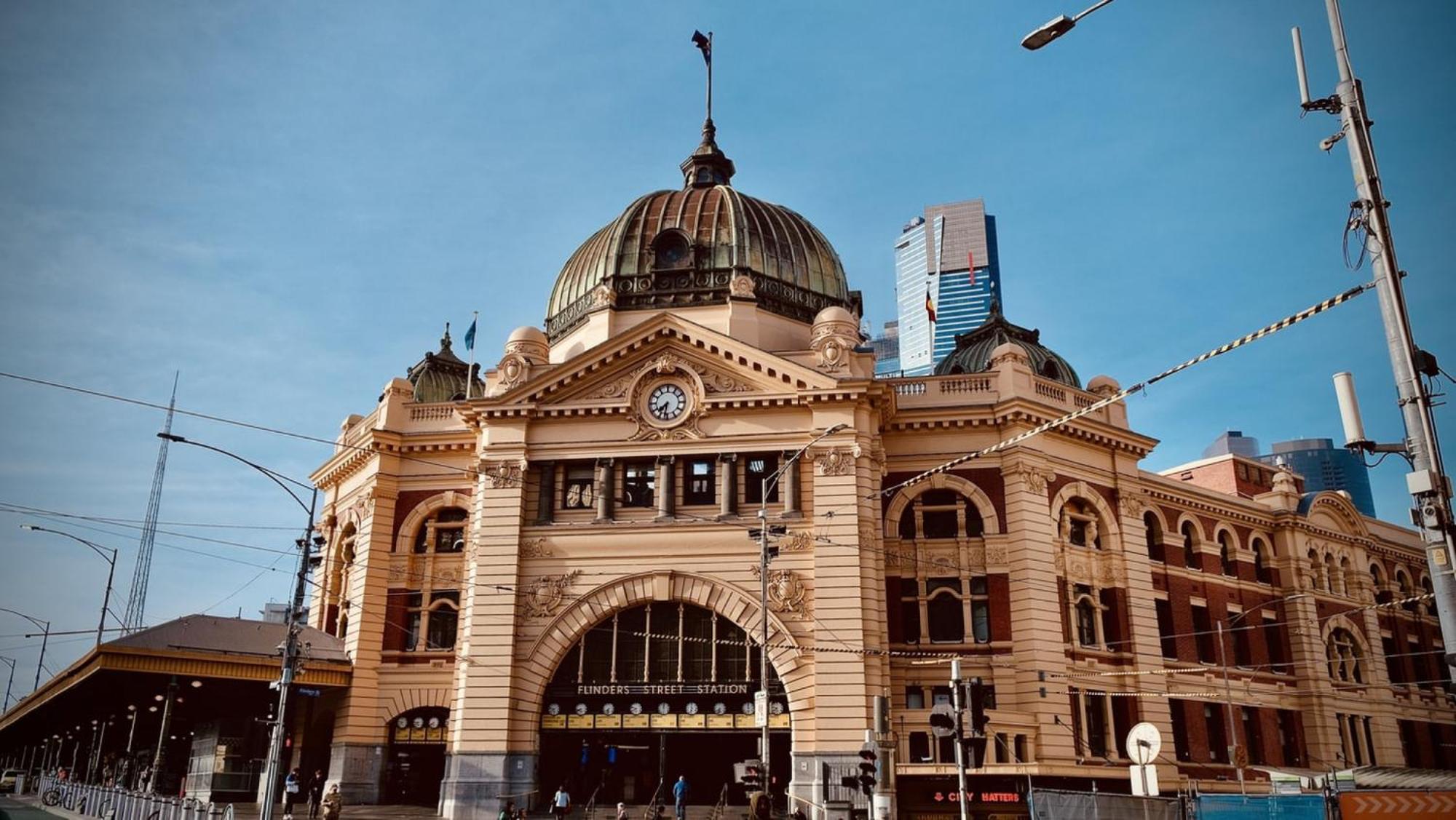 Apartment Pristine St Kilda In Great Location Melbourne