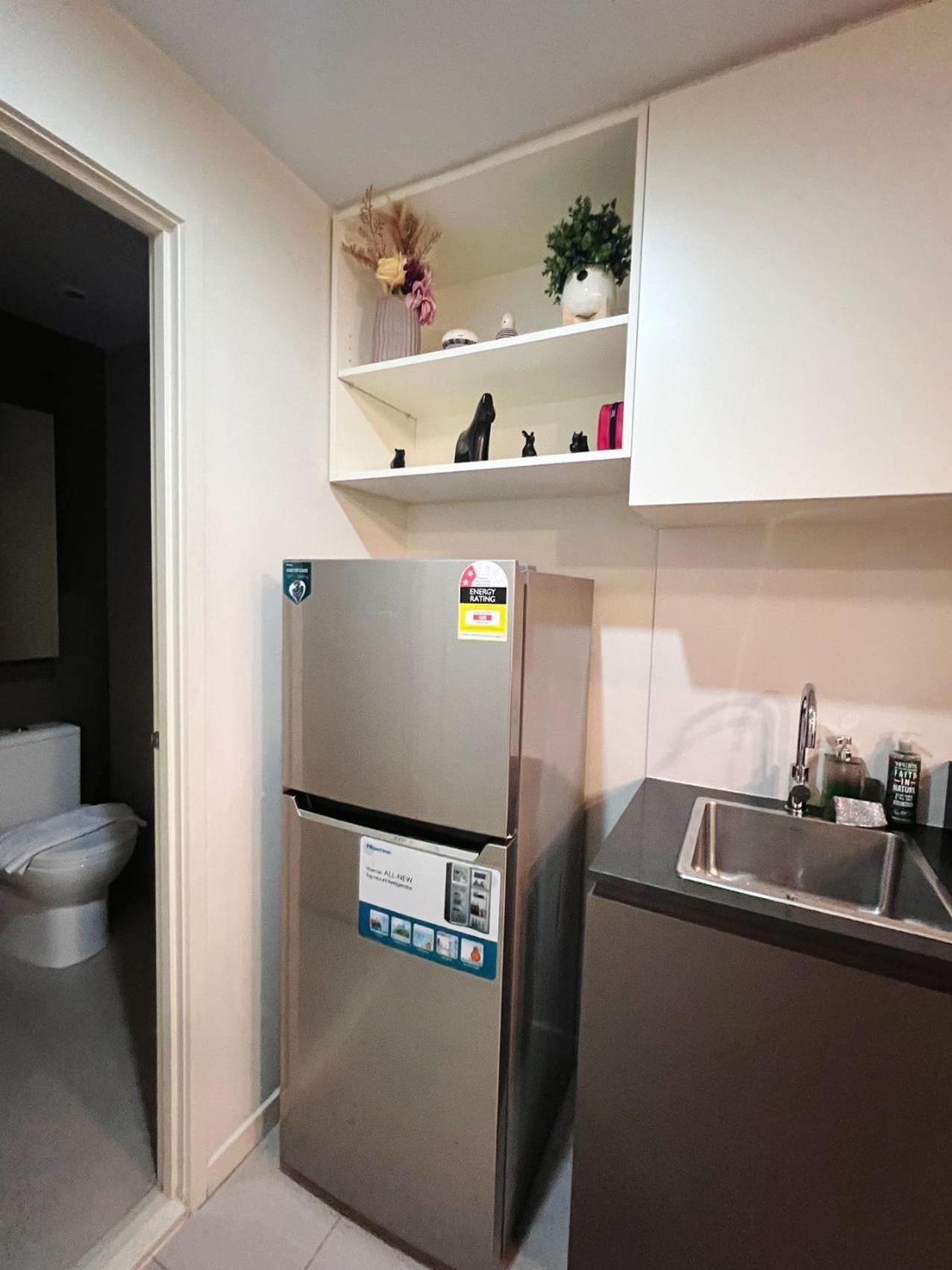 Apartment Collins St 568 City 1b1b Quick