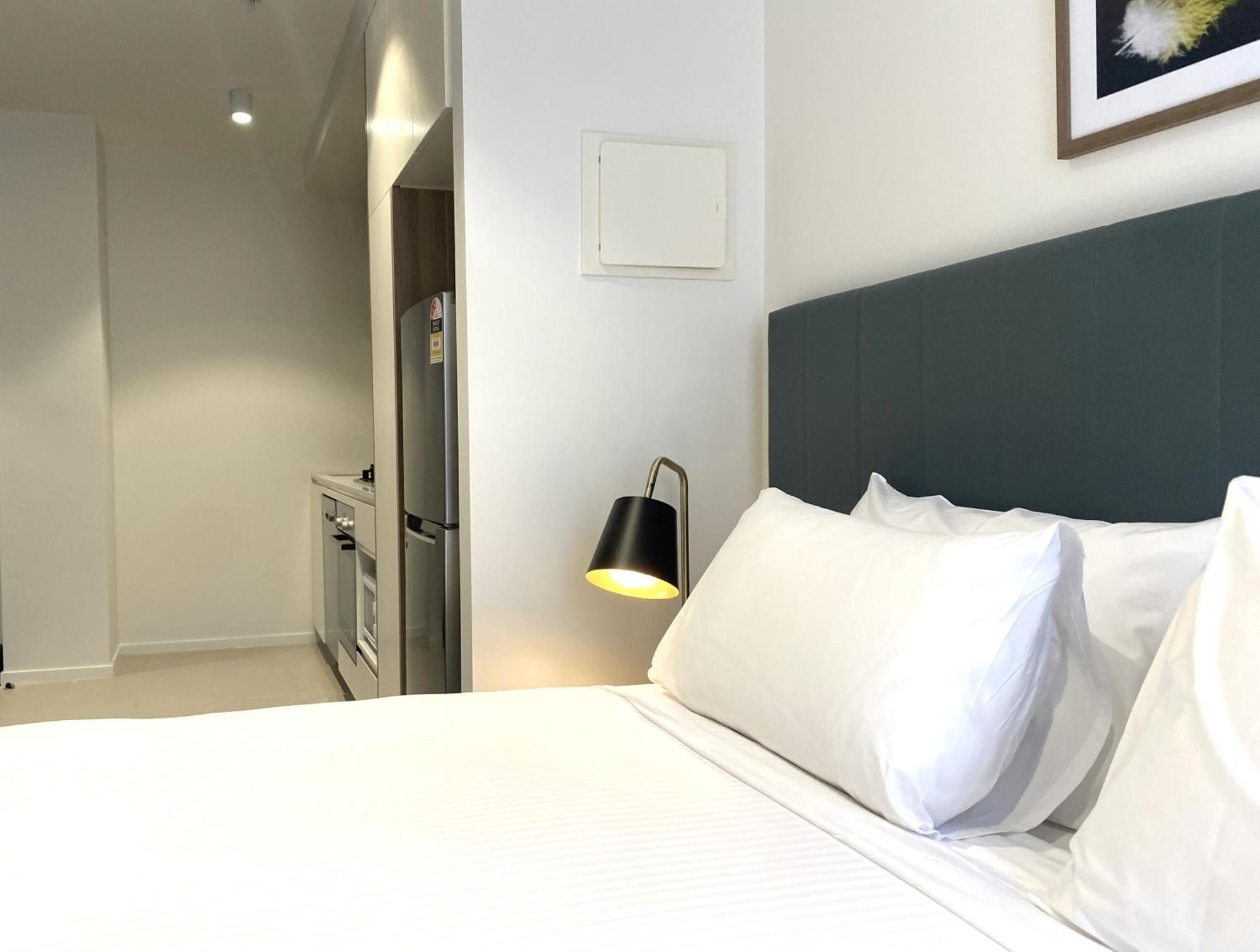 Hotel Brady Hardware Lane 4*