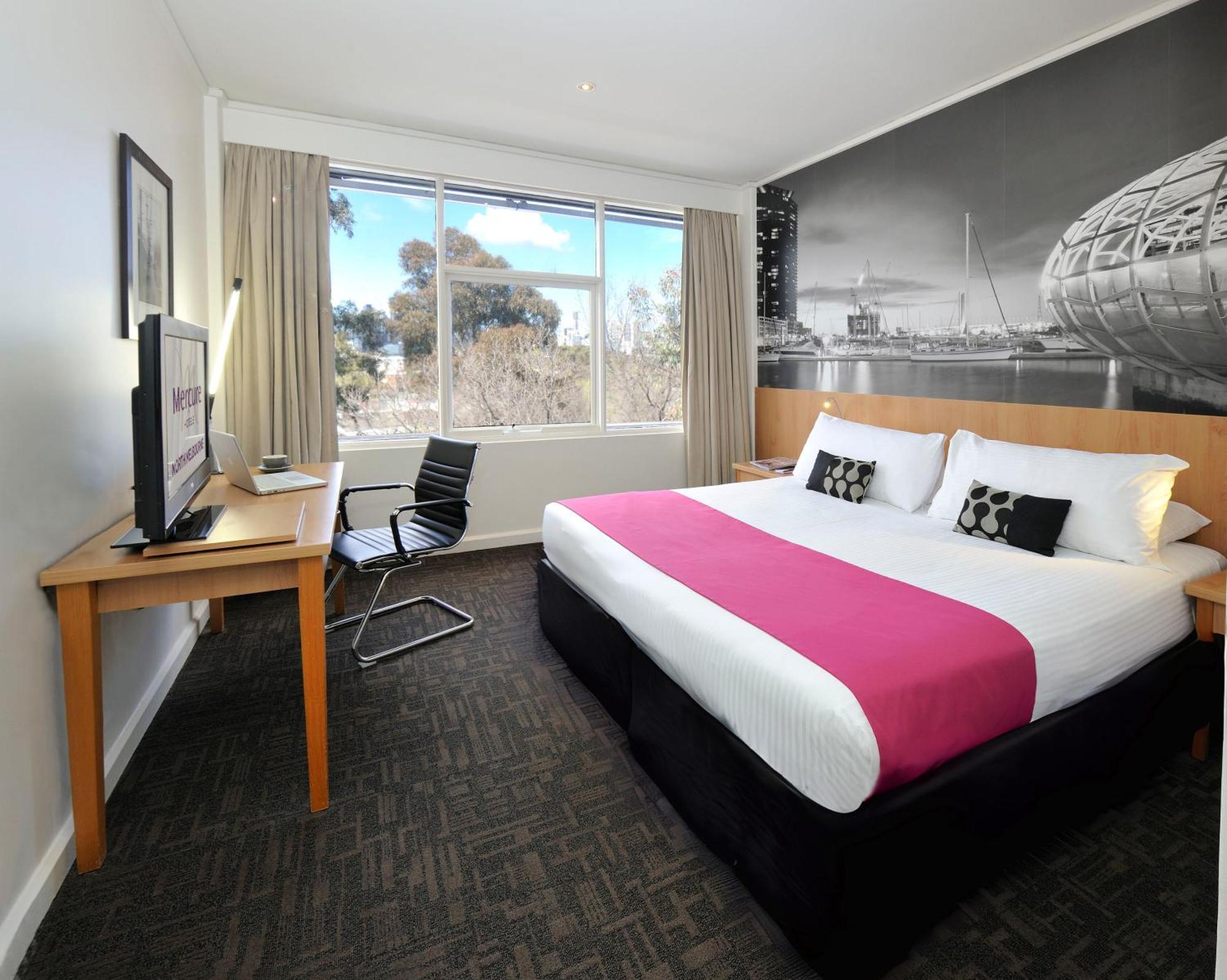 Hotel Mercure North 4*