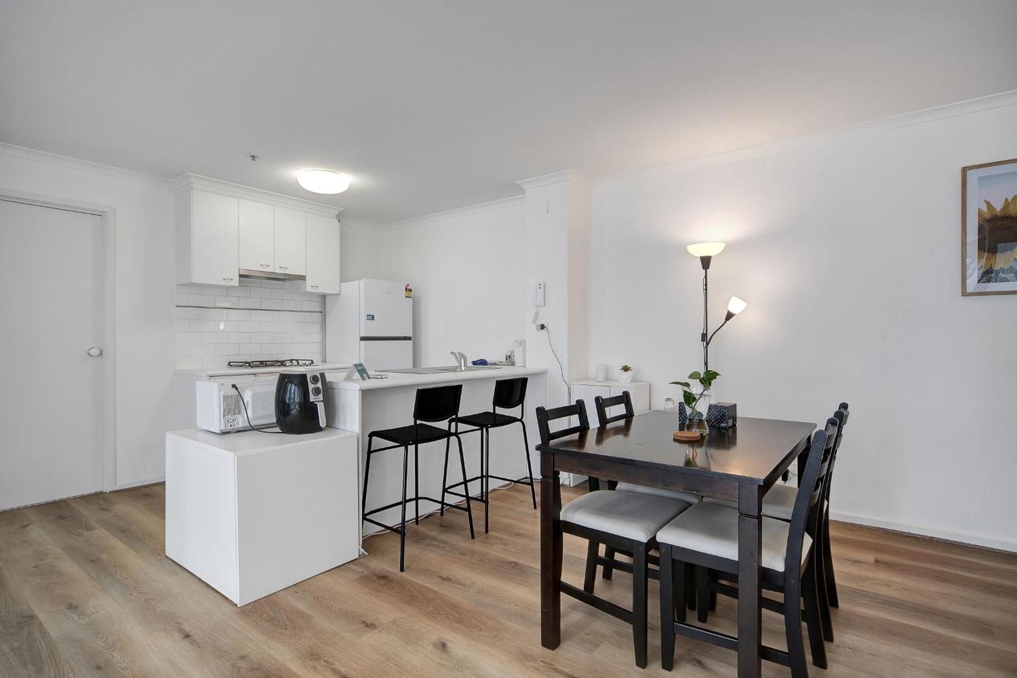 Simply Southbank By Ready Set Apartment Melbourne