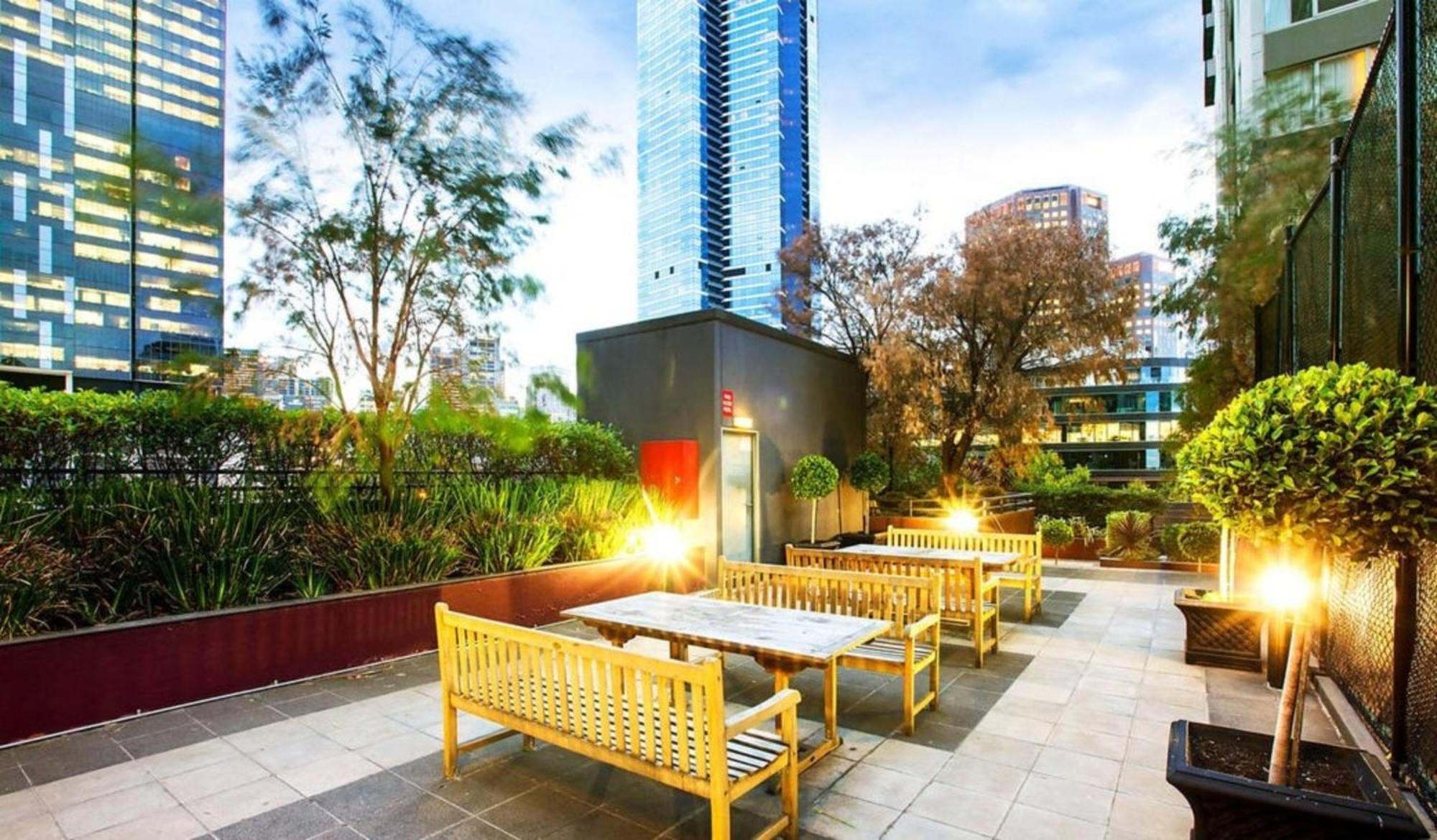 Simply Southbank By Ready Set Apartment Melbourne