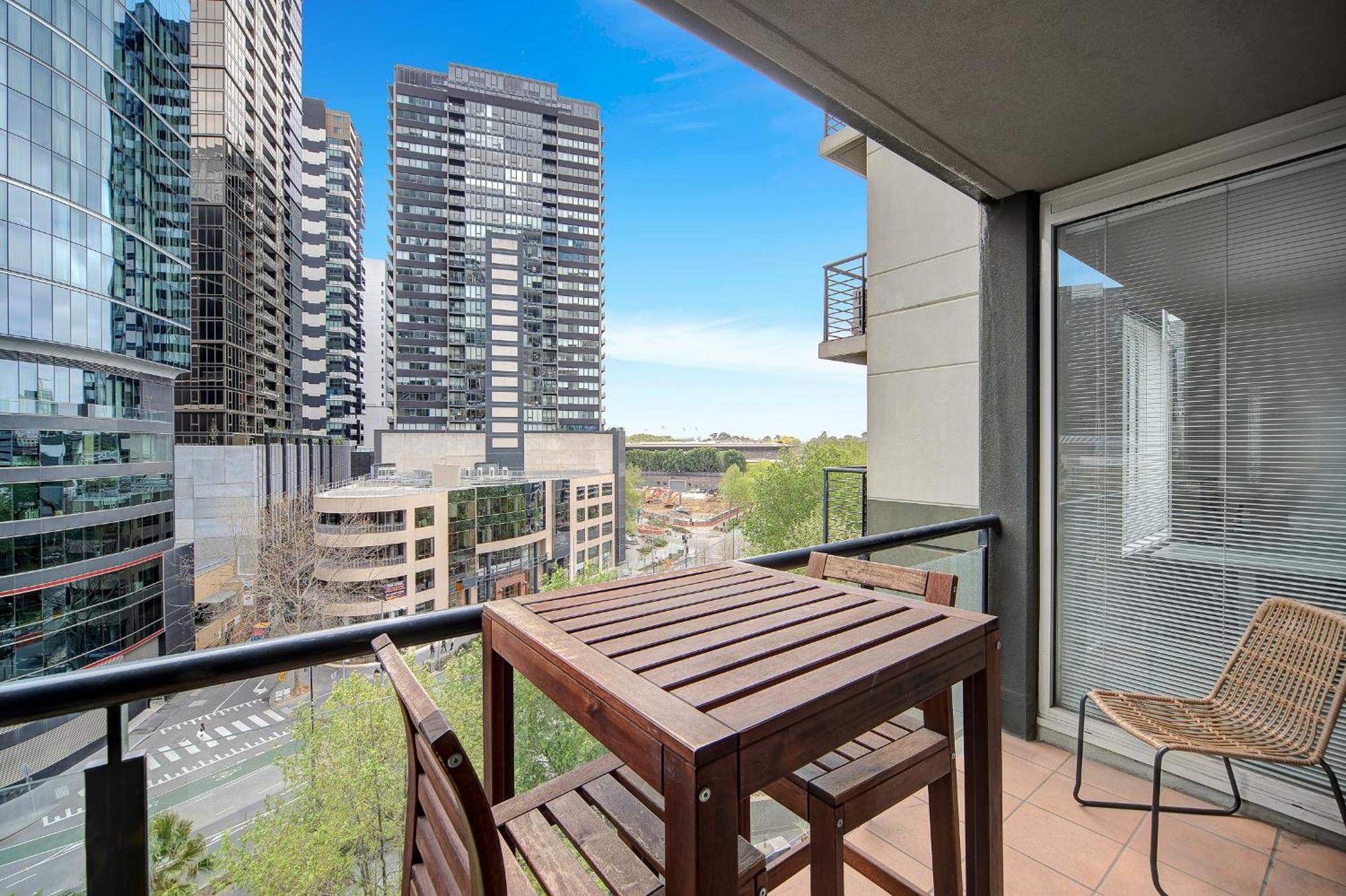 Apartment Simply Southbank By Ready Set Melbourne