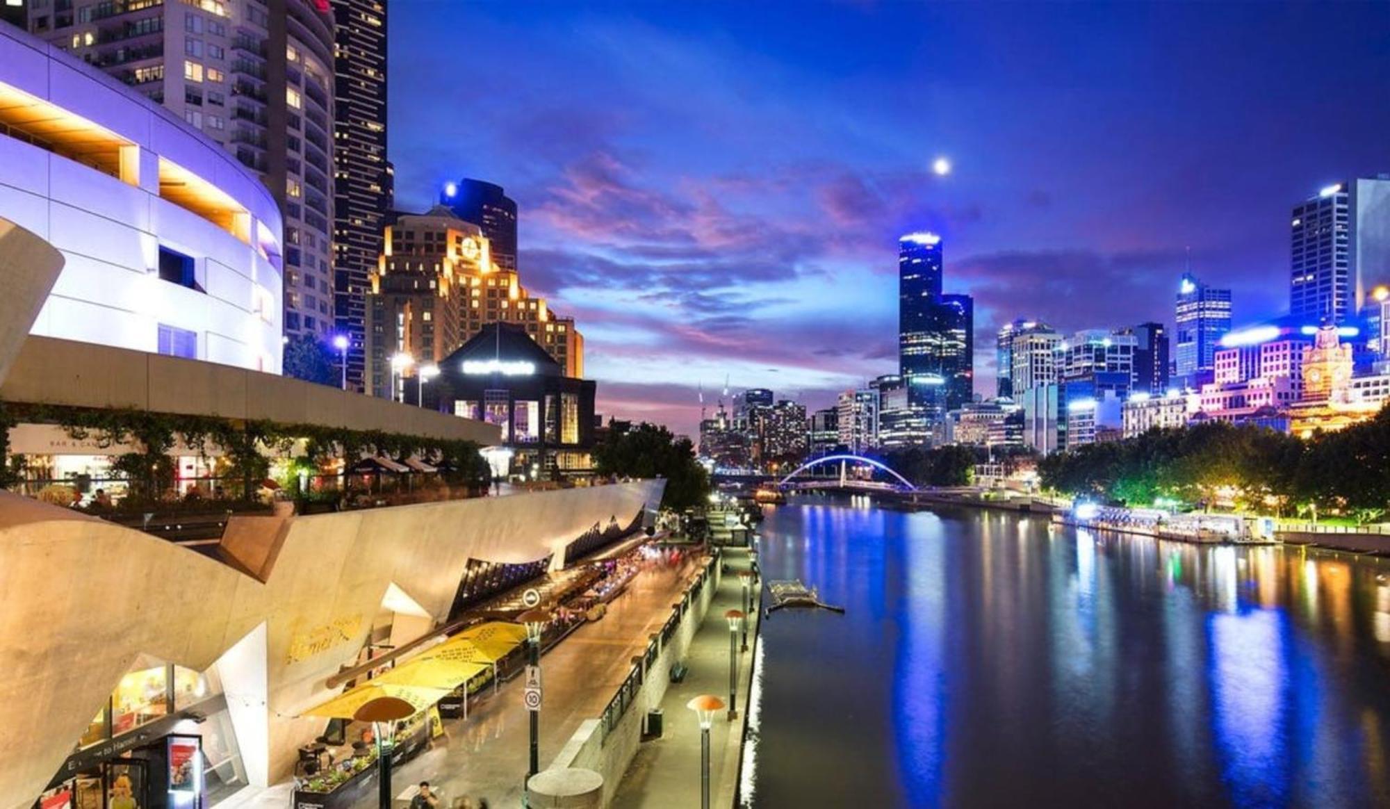 Simply Southbank By Ready Set *