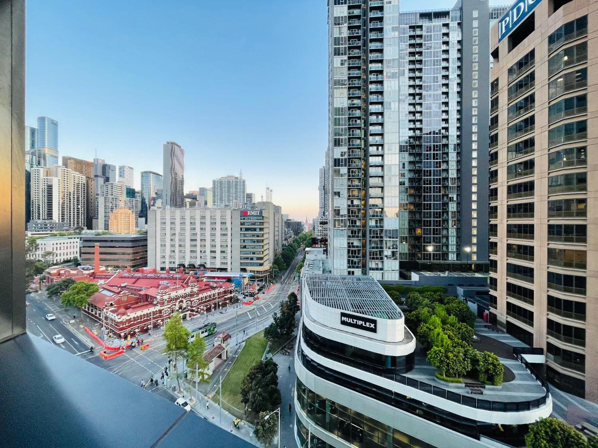 Apartment Mega Style Swanston