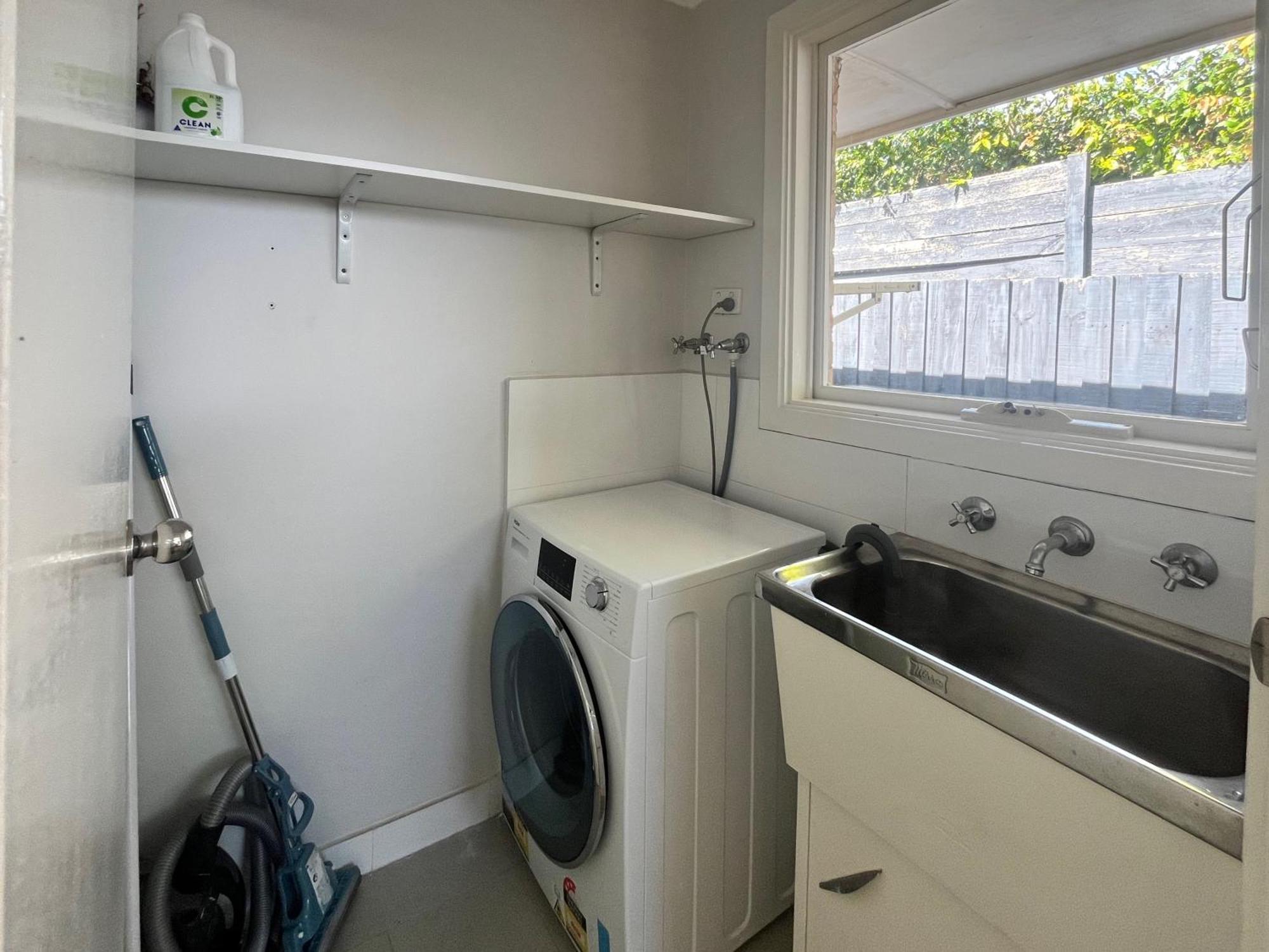 Apartment Brighton Beachside Escape *