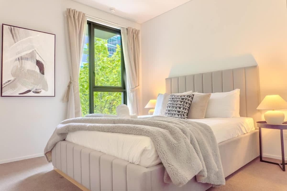 Apartment 2br In Docklands Wifi Walk Water Nearby Melbourne