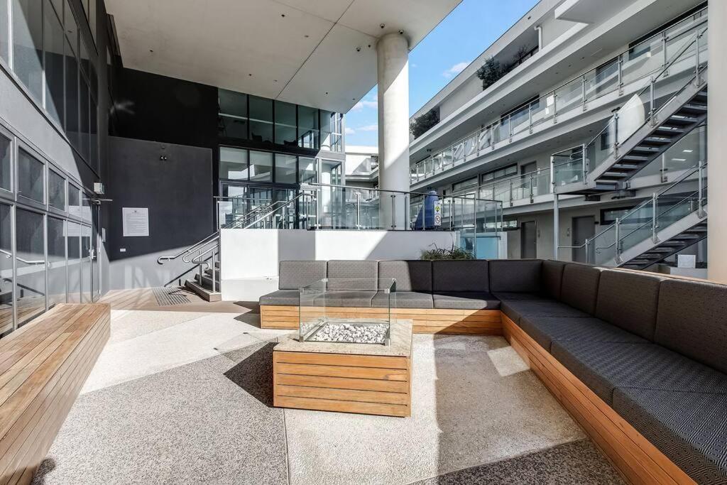 Lux Sky High Beachside Haven By Ready Set Host Apartment *