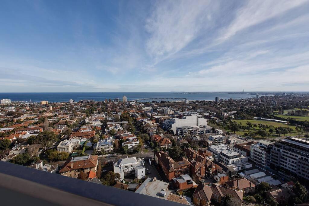 Lux Sky High Beachside Haven By Ready Set Host Apartment *