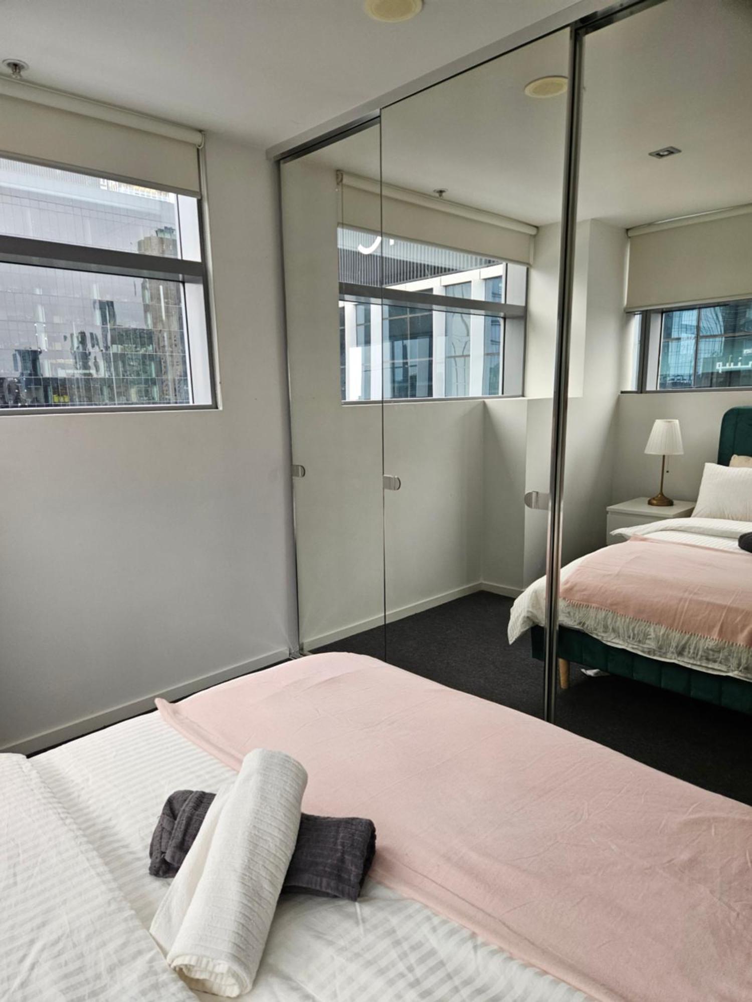 Apartment Eiffel Melbourne