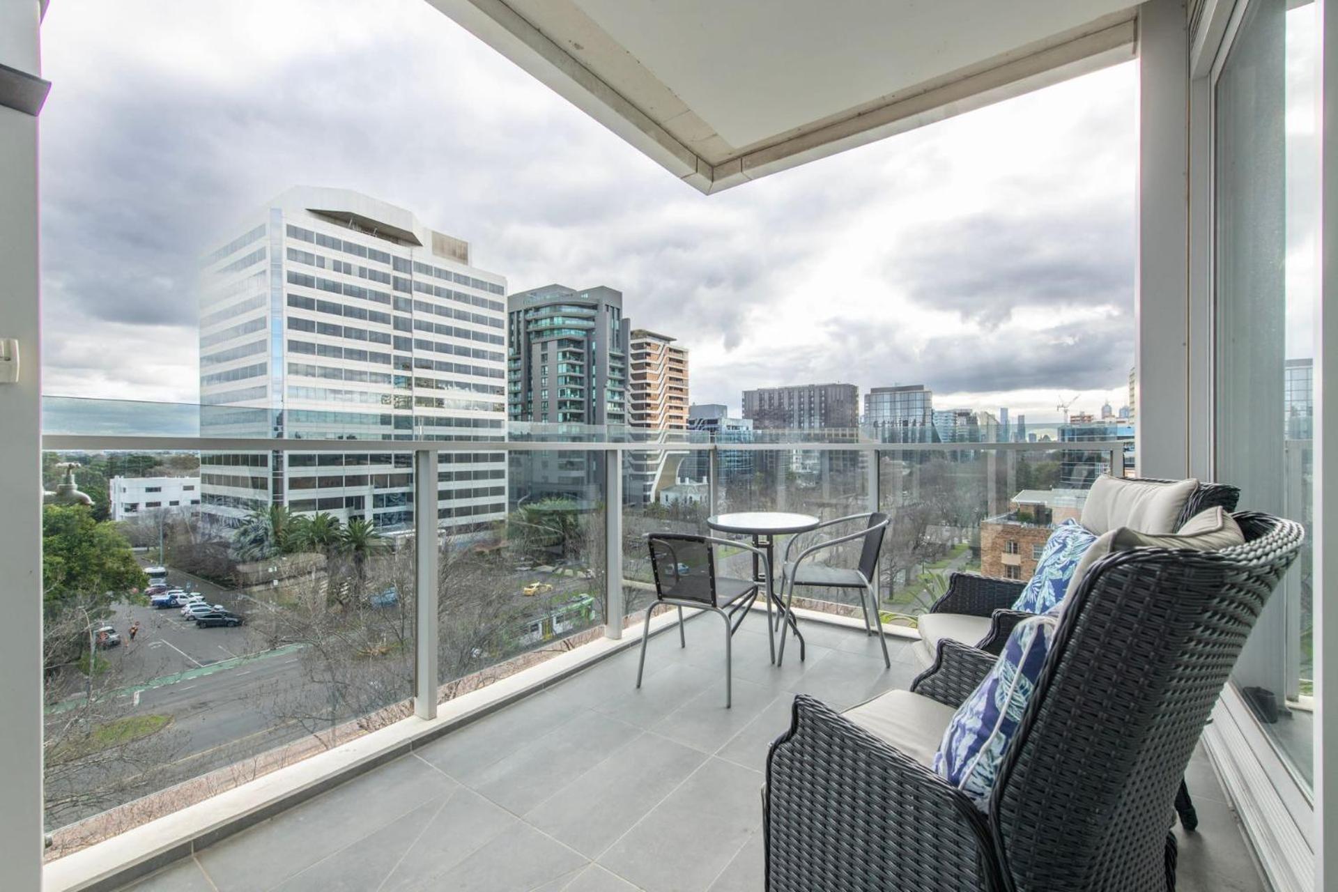 Apartamento Spectacular 3-bedroom Penthouse With Private Lift On St Kilda Rd Melbourne