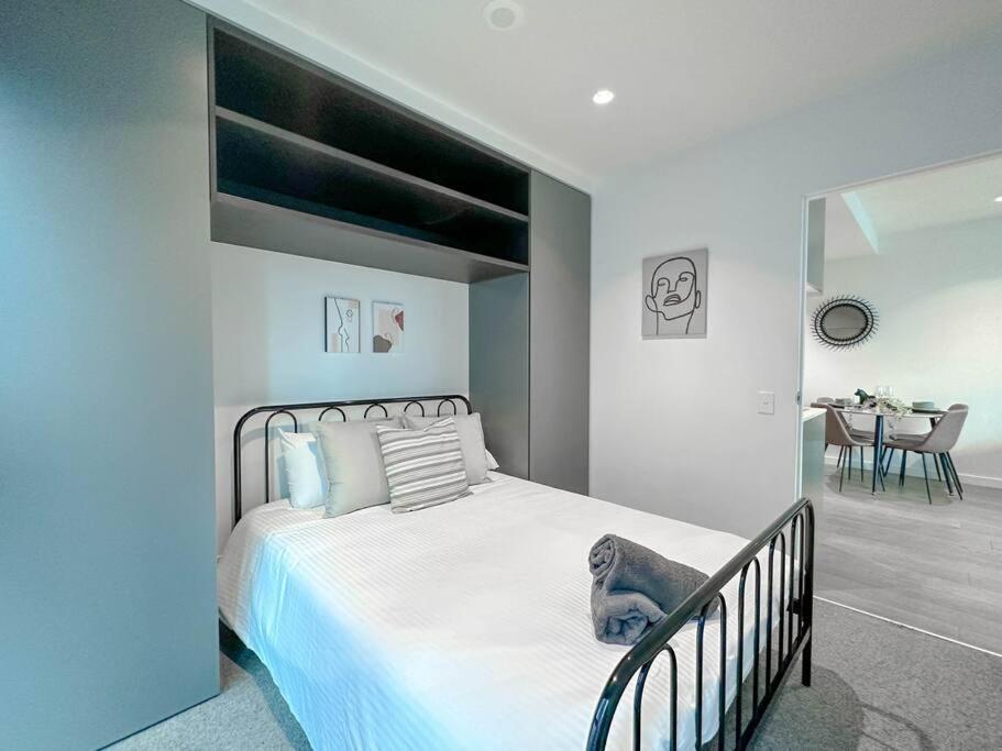 Apartment Elegant High Rise 2 Bed Near Melb Cbd Rmit *