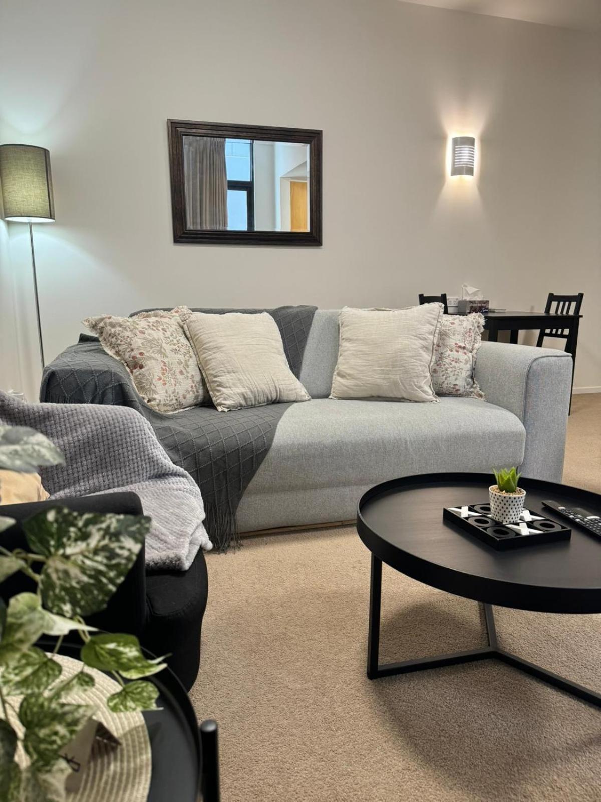Nest On Bourke☆spa☆large 60sqm!!☆chinatown☆free Tram☆ Apartment *