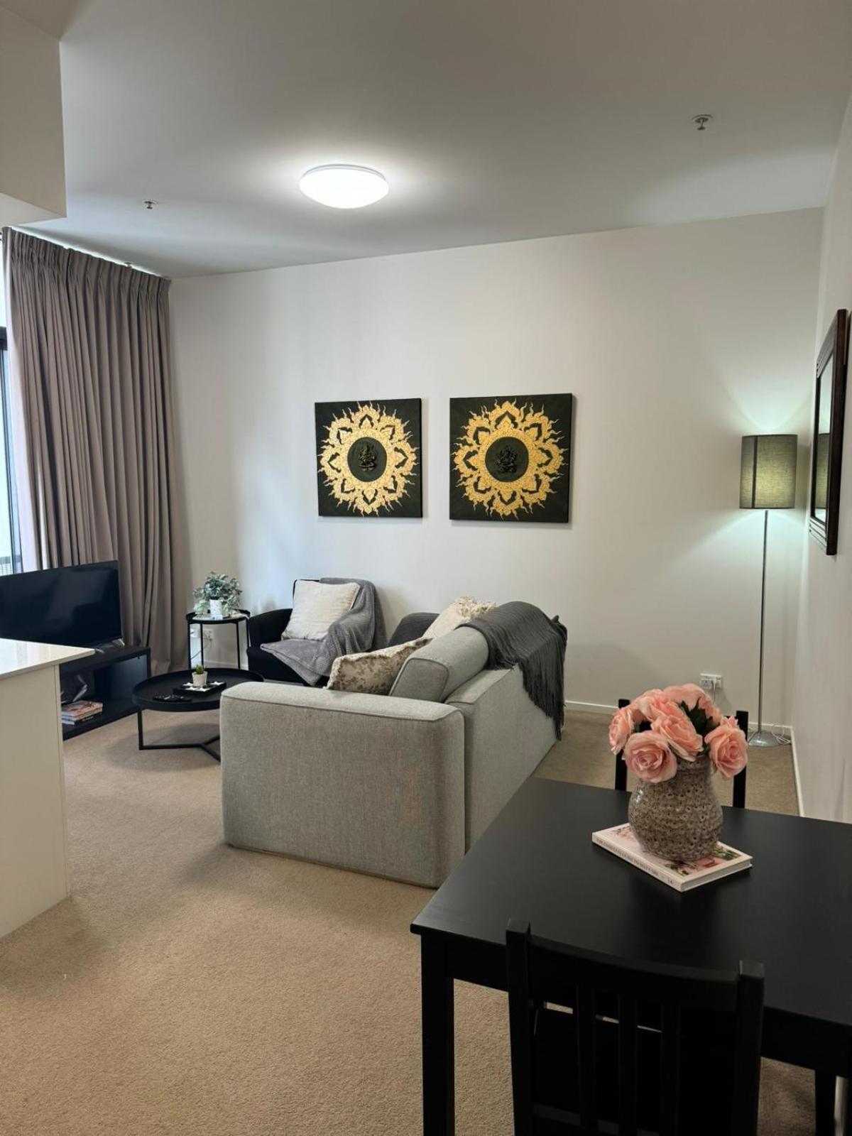 Nest On Bourke☆spa☆large 60sqm!!☆chinatown☆free Tram☆ Apartment