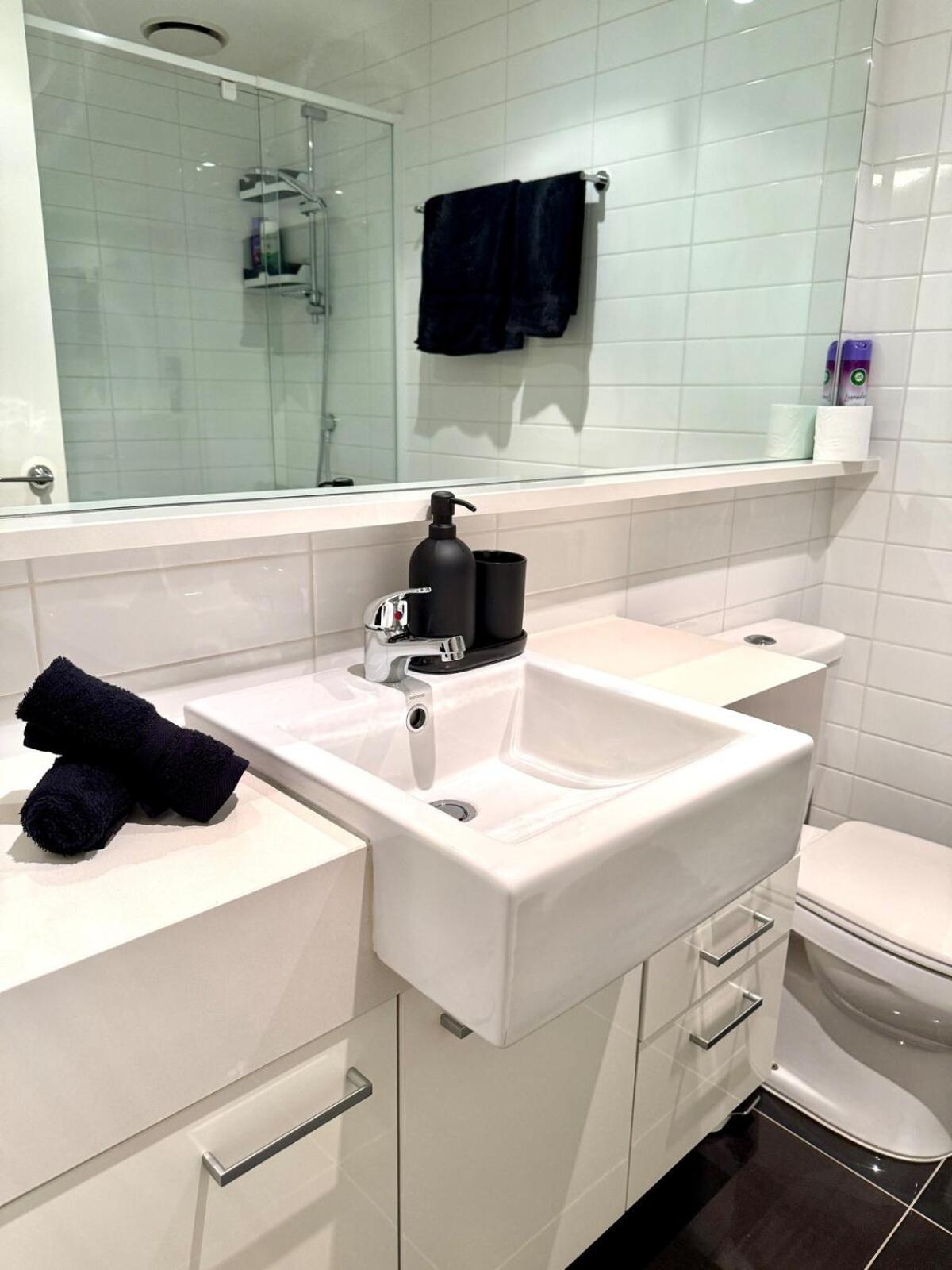 Apartamento Southbank Cityview Escape With Car Park