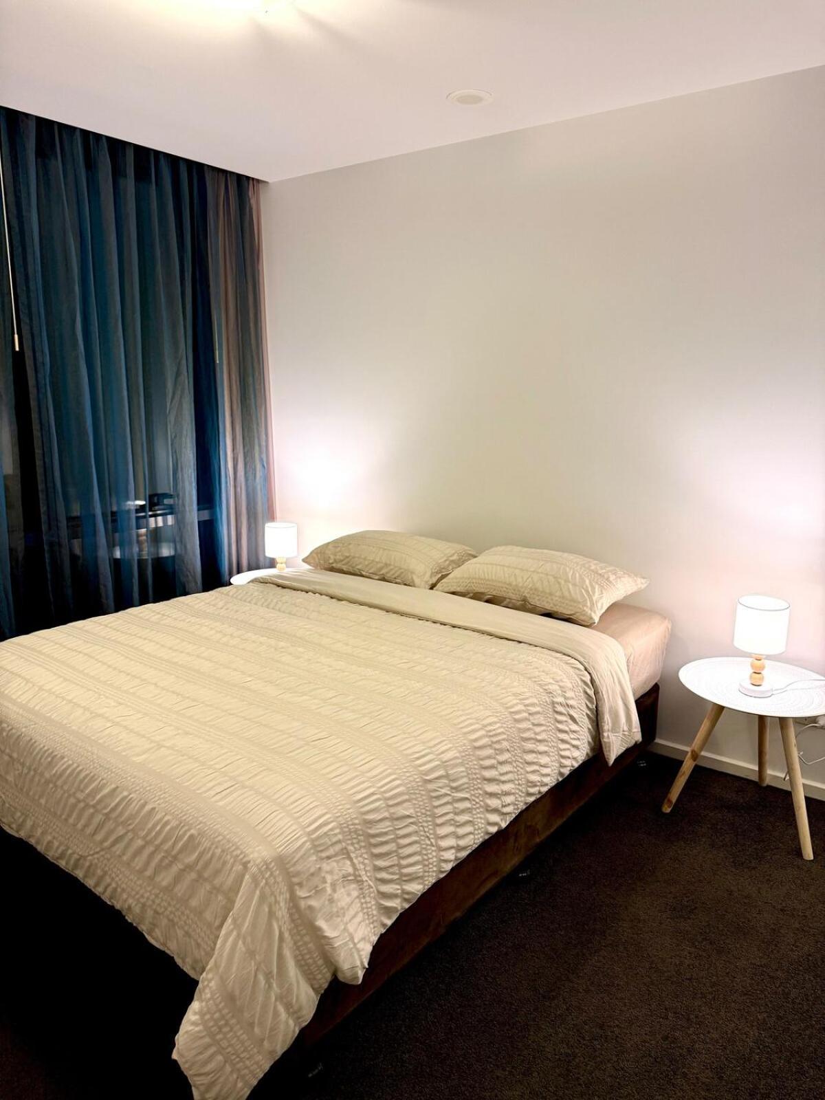 Southbank Cityview Escape With Car Park Melbourne