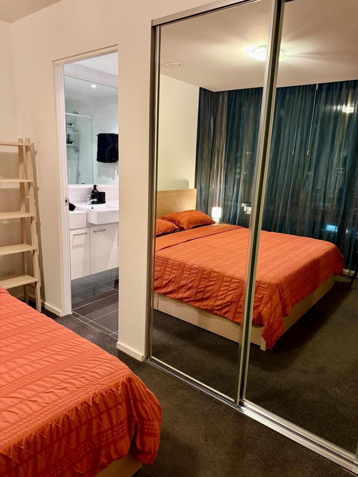 Apartamento Southbank Cityview Escape With Car Park