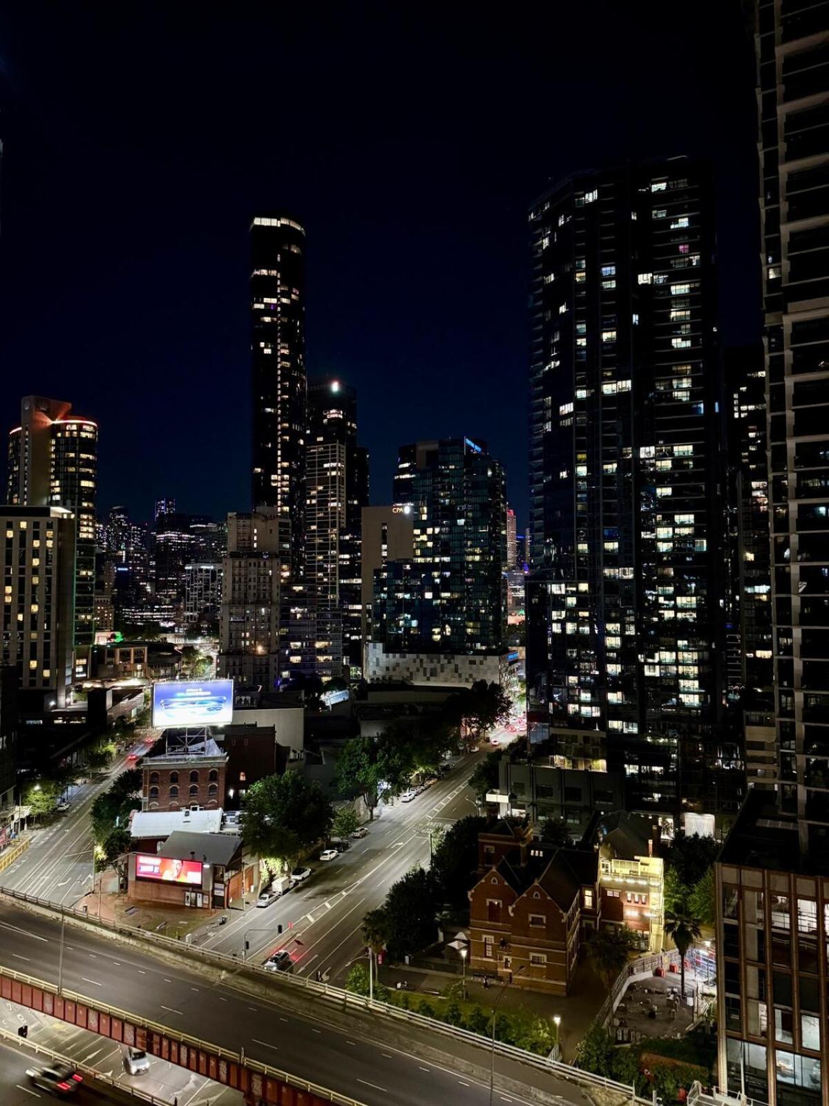 Southbank Cityview Escape With Car Park Apartamento