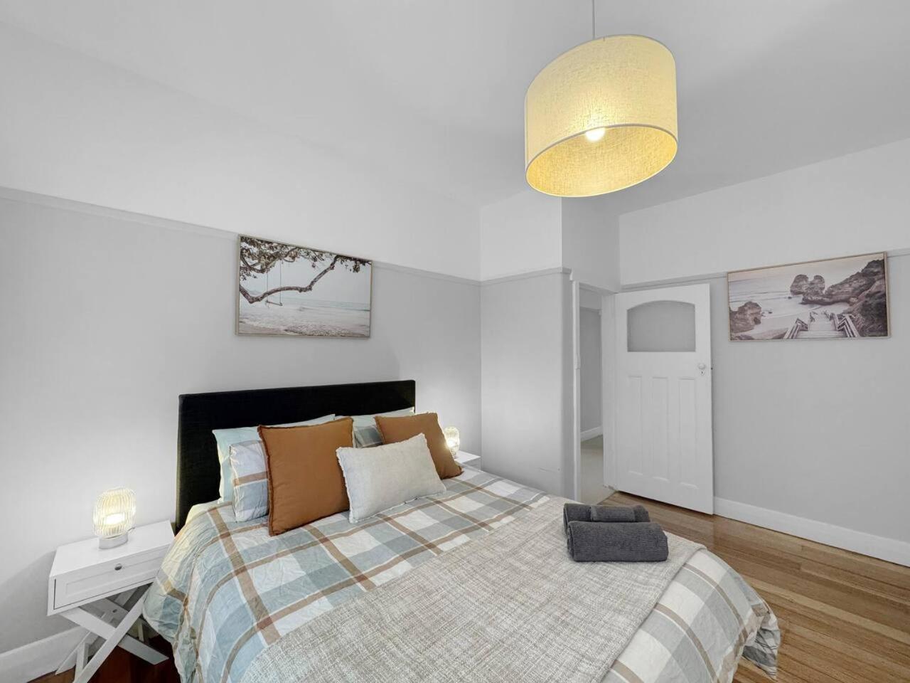 Apartment Ground Floor Apartment, 250 Metres To The