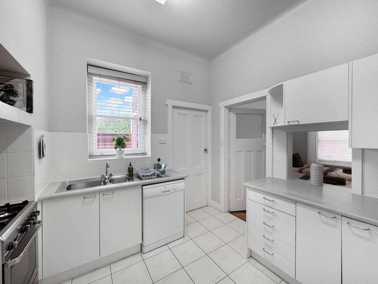 Ground Floor Apartment, 250 Metres To The Apartment *
