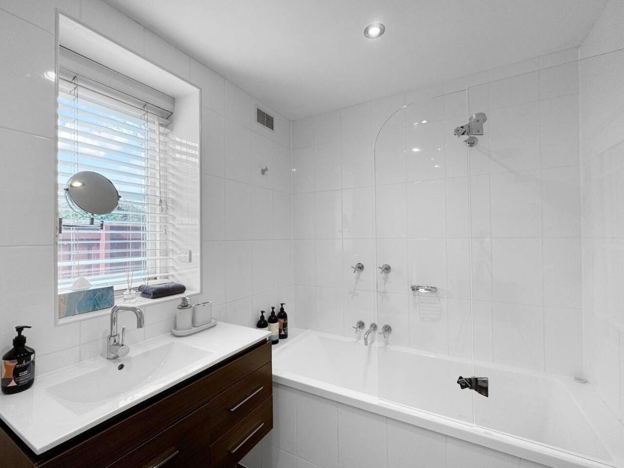 Ground Floor Apartment, 250 Metres To The