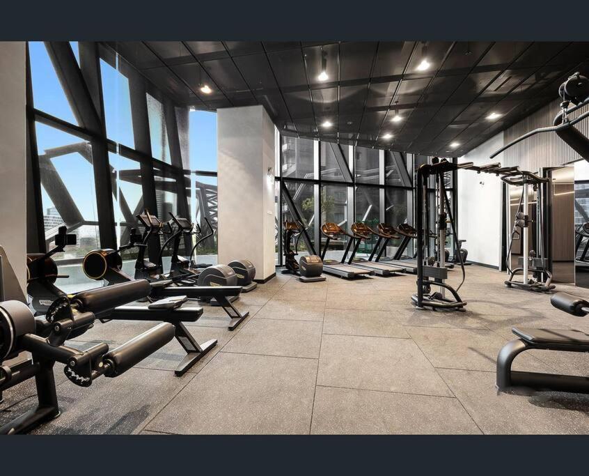 Skyline Serenity Lvl 61 Cbd Luxury * Melbourne