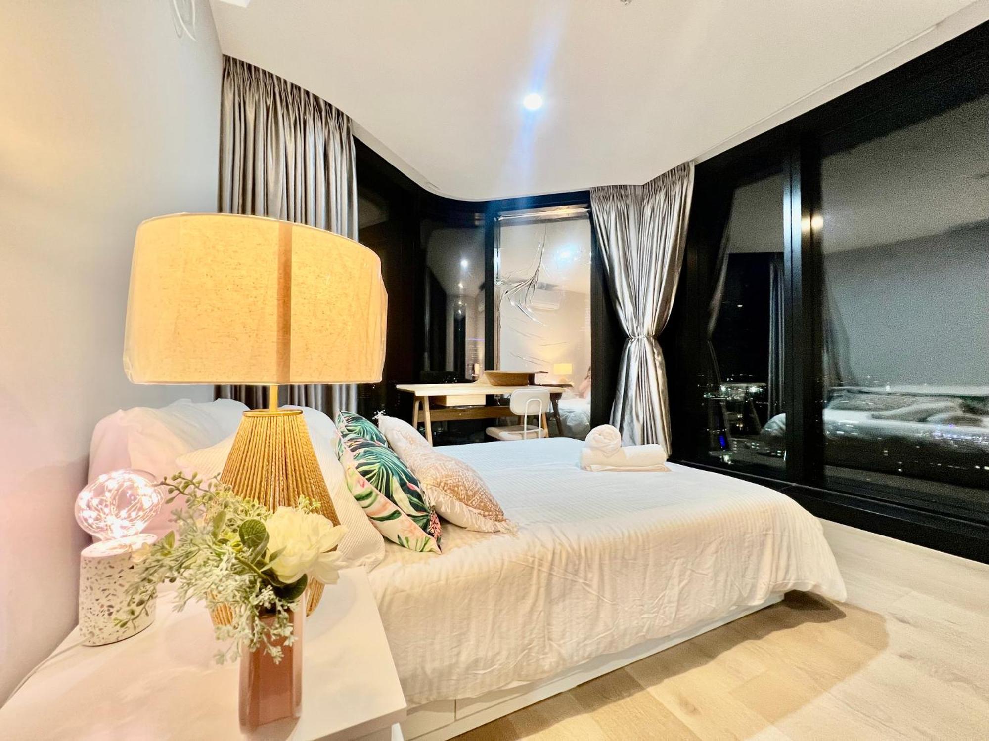 Luxury Cbd 5 Beds, 2 Baths Great Skyview With Pool, Gym, Spa, Carpark,sauna Apartment