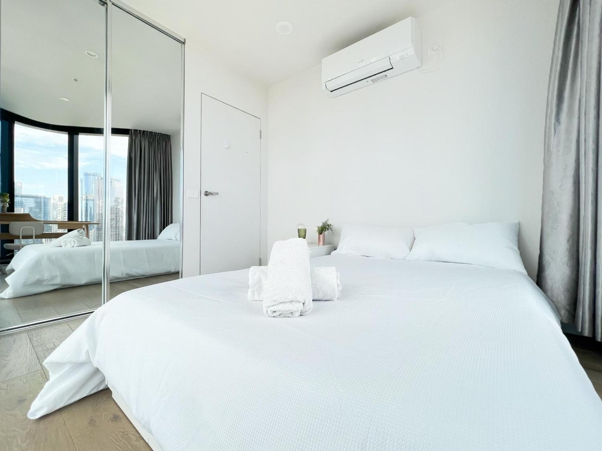 Luxury Cbd 5 Beds, 2 Baths Great Skyview With Pool, Gym, Spa, Carpark,sauna Apartment