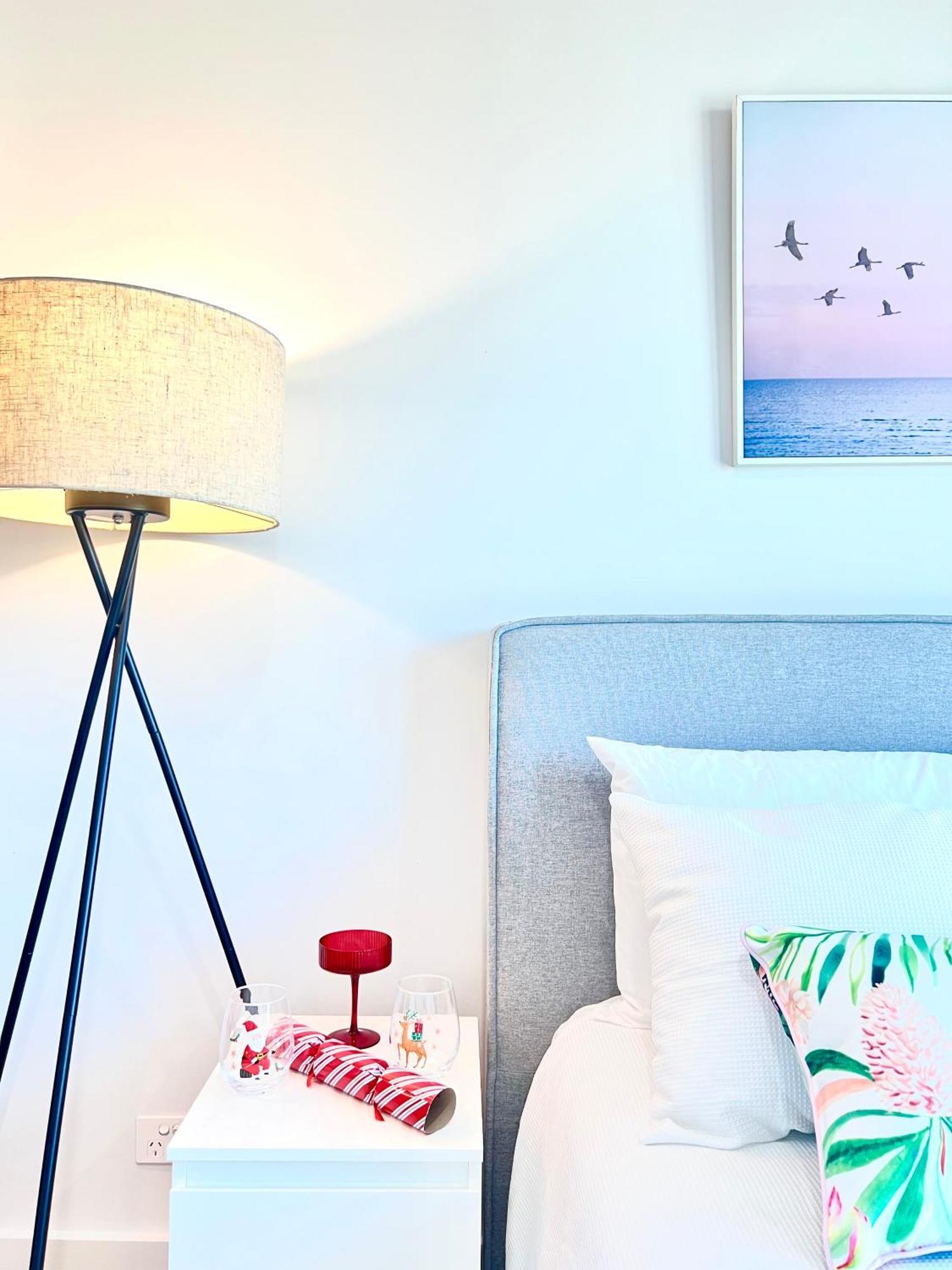 Apartment Luxury Cbd 5 Beds, 2 Baths Great Skyview With Pool, Gym, Spa, Carpark,sauna Melbourne