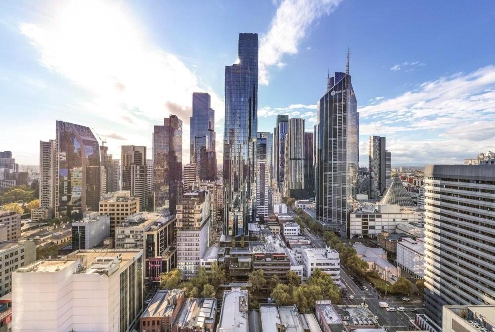 Apartment Luxury Cbd 5 Beds, 2 Baths Great Skyview With Pool, Gym, Spa, Carpark,sauna Melbourne