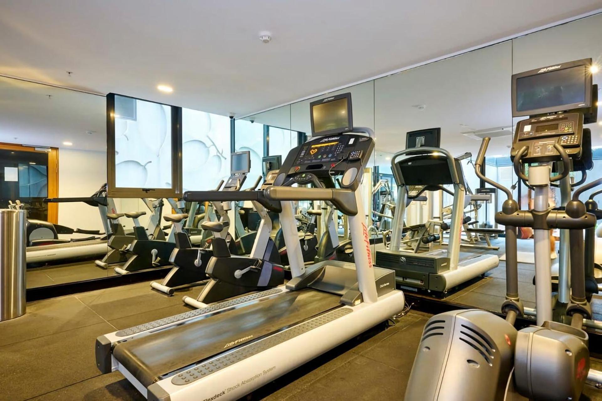 Apartment Stunning Cbd Views + Free Parking *