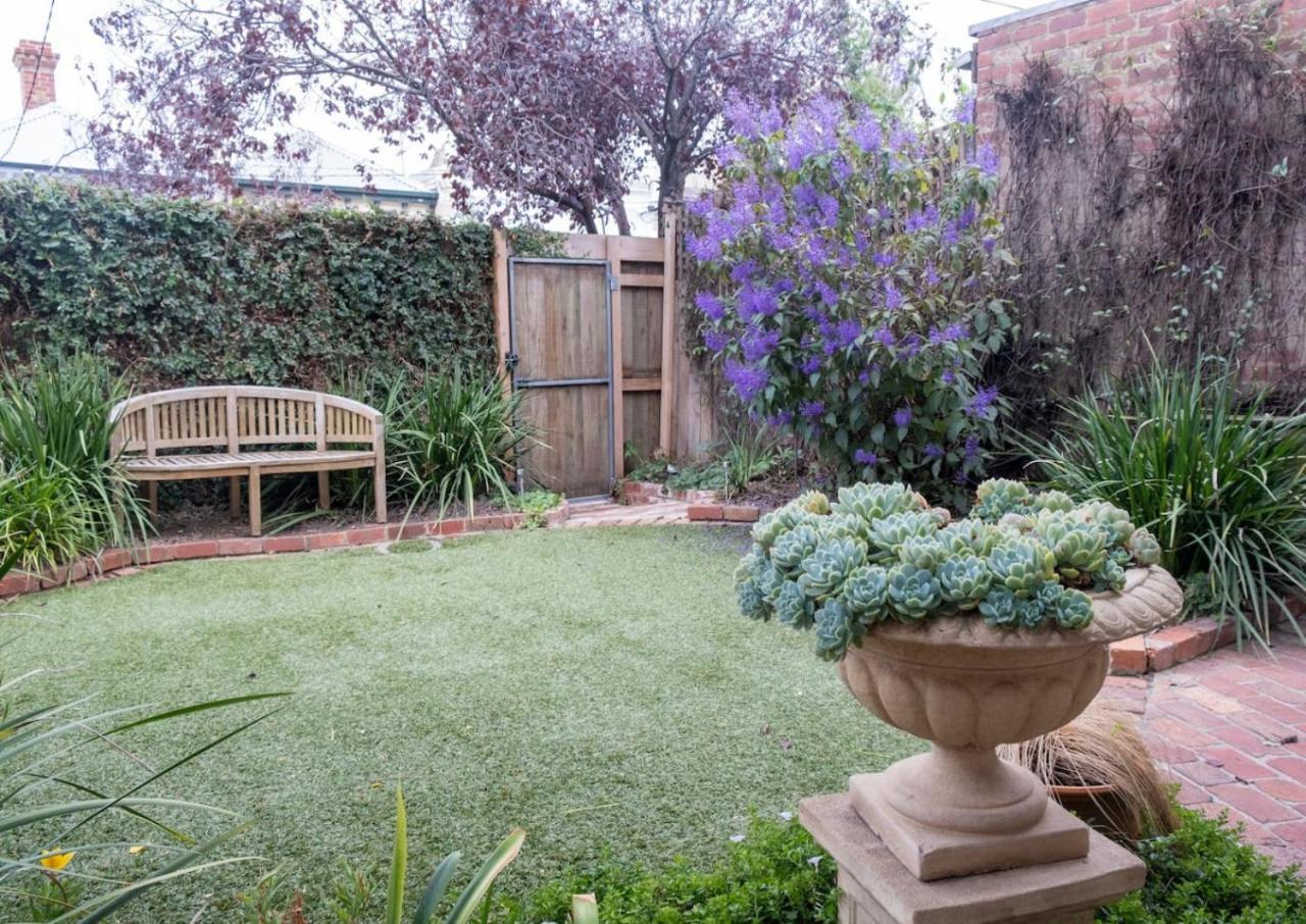 Bright With Garden And Relaxing Bath Casa de férias