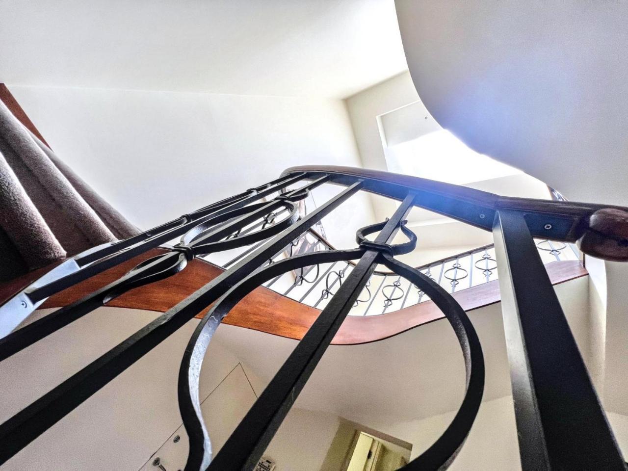Rowen Manor House Holiday home Melbourne